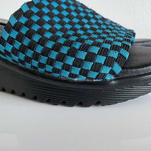 Vintage Checkered Platform Sandals - Picture 6 of 8